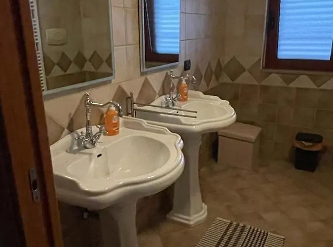 La Casa Del Pino * Policoro